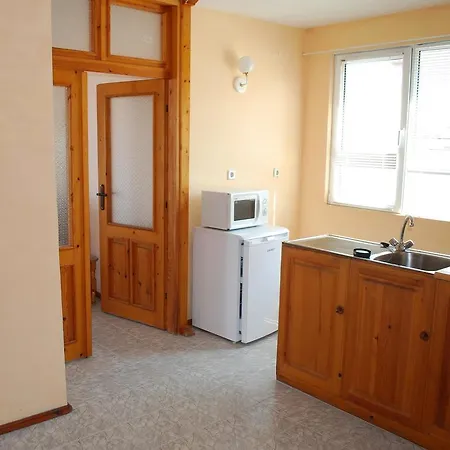 Petrovi Guest house Sozopol