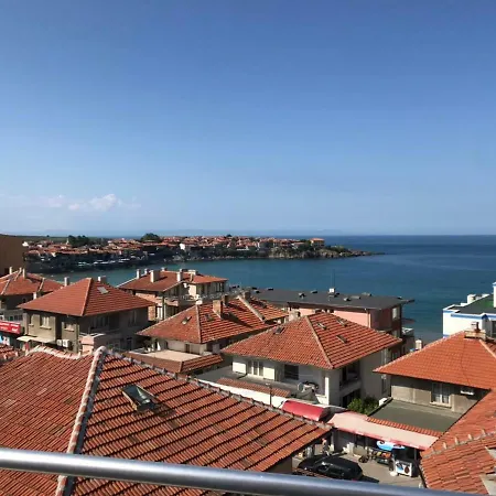 Къща за гости Petrovi