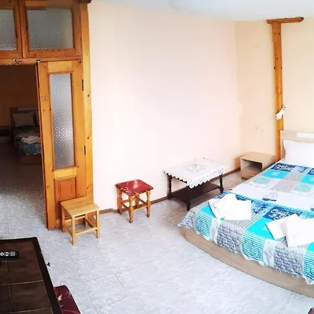 Guest house Petrovi